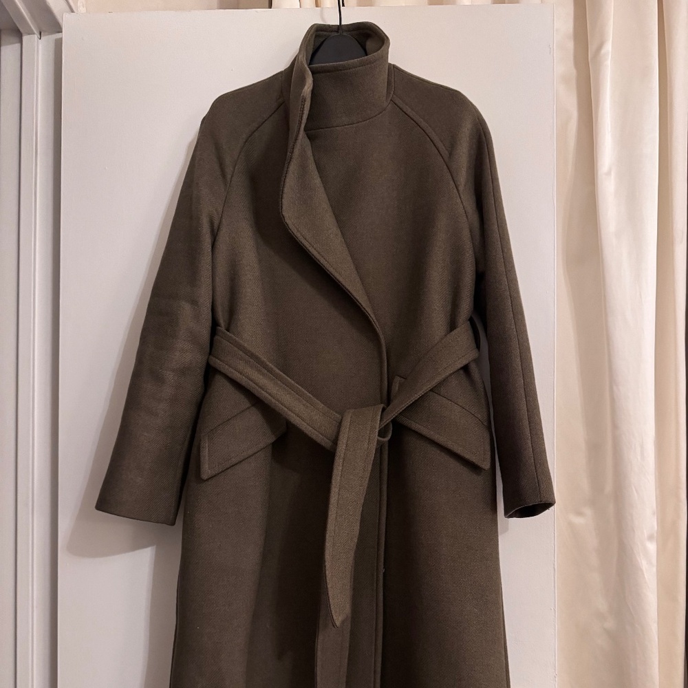 Coat - image 2